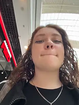 lucy-joy online show from 03.24.26