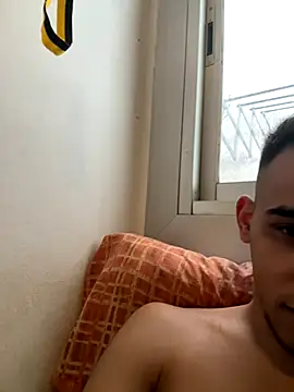 Snapshot of Romanalegre chatting on 10.02.25 Romanalegre online show from 10.02.25