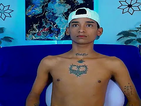 Snapshot of gabo_hotboy chatting on 05.30.26 gabo hotboy online show from 05.30.26