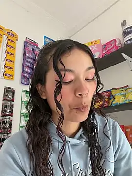 Camilla Miller01 online show from 04.13.26