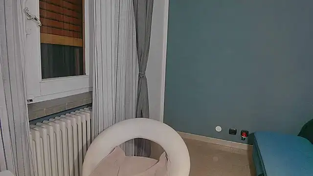 Snapshot of melinda_87 chatting on 10.09.25 melinda 87 online show from 10.09.25