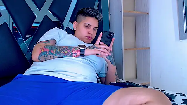 Snapshot of karla_sexy21 chatting on 10.25.25 karla sexy21 online show from 10.25.25