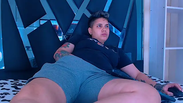 Snapshot of karla_sexy21 chatting on 11.15.25 karla sexy21 online show from 11.15.25