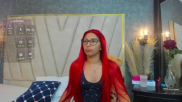 AmyStar1 online show from 11.08.25