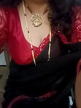 Snapshot of Niharika555 chatting on 07.17.26 Niharika555 online show from 07.17.26