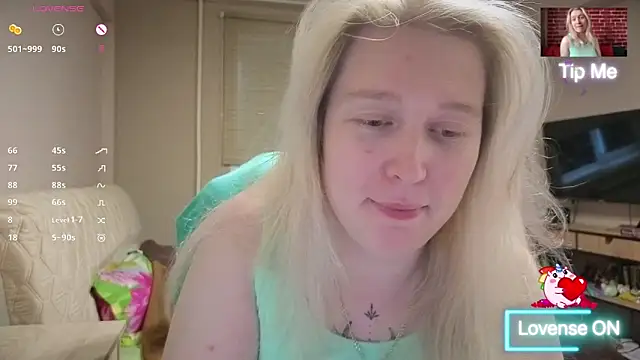 Snapshot of CitrusBlissss chatting on 06.14.26 CitrusBlissss online show from 06.14.26