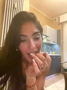 Snapshot of no-tabu chatting on 06.19.26 no-tabu online show from 06.19.26