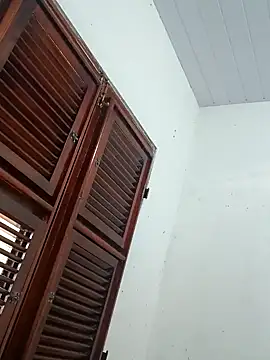 Snapshot of reguetones92 chatting on 09.24.25 reguetones92 online show from 09.24.25