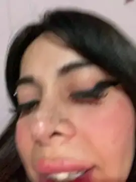 Snapshot of kiittyselenita chatting on 04.22.26 kiittyselenita online show from 04.22.26