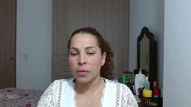 Yanis Ariel12 online show from 01.06.26