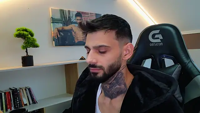 Snapshot of AresSteelX chatting on 10.03.25 AresSteelX online show from 10.03.25