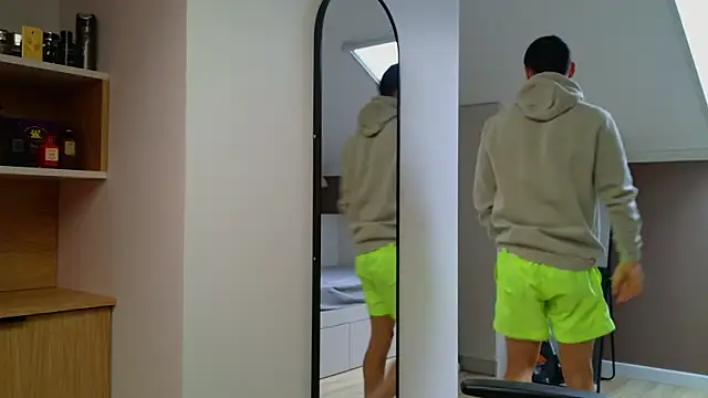 Snapshot of AresSteelX chatting on 11.13.25 AresSteelX online show from 11.13.25