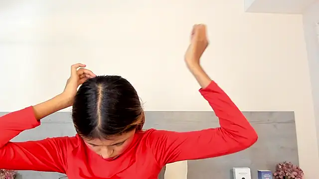 sunnyWhitee online show from 03.07.26