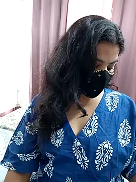 Aavya 007 online show from 10.13.25