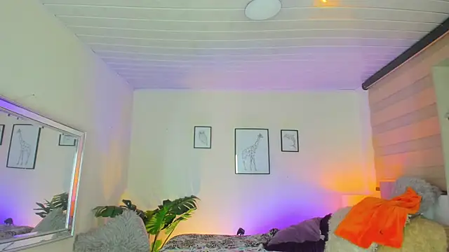 LusyKitty online show from 10.17.25