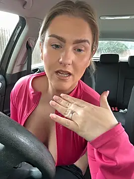 Charleigh xx online show from 10.11.25