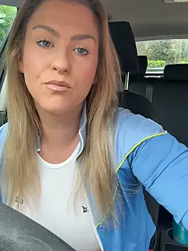 Charleigh xx online show from 10.31.25