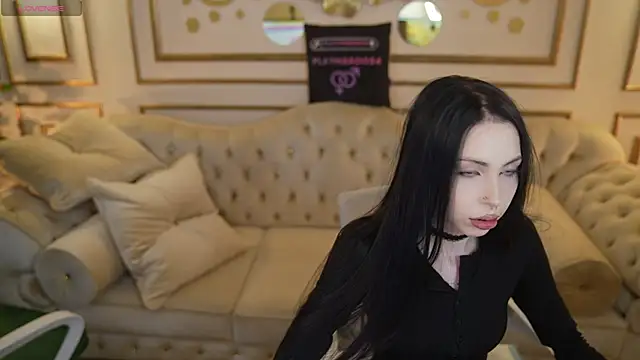 Snapshot of VivianSweet_ chatting on 04.29.26 VivianSweet online show from 04.29.26