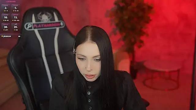 Snapshot of VivianSweet_ chatting on 05.31.26 VivianSweet online show from 05.31.26