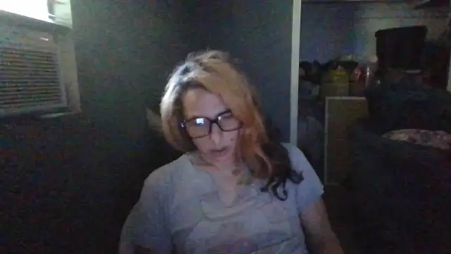 Snapshot of mayra_mayhem chatting on 06.18.26 mayra mayhem online show from 06.18.26