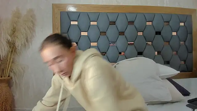 crystal sm online show from 10.06.25