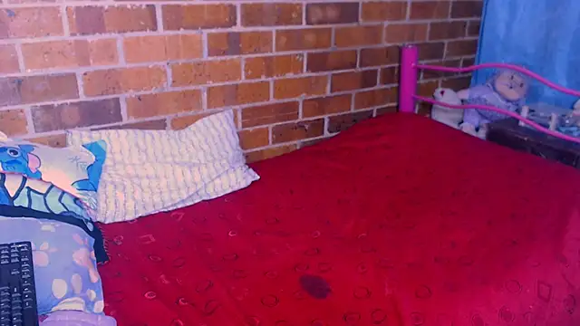 Snapshot of danaiisabella chatting on 10.26.25 danaiisabella online show from 10.26.25