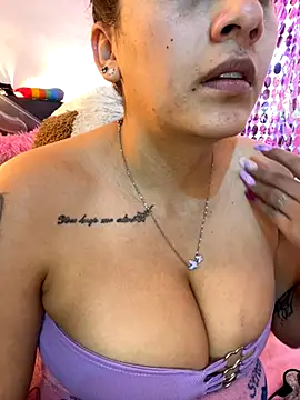 Nicol V online show from 11.15.25