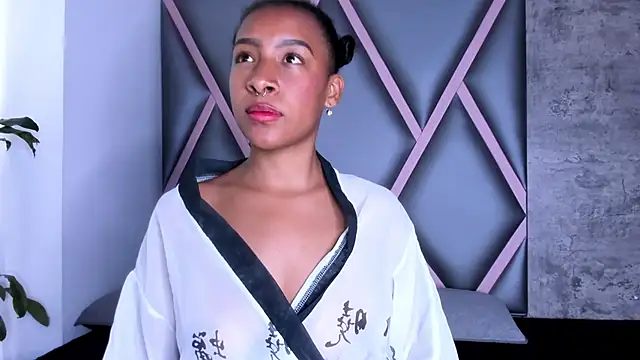 Euphoria 07 online show from 11.12.25