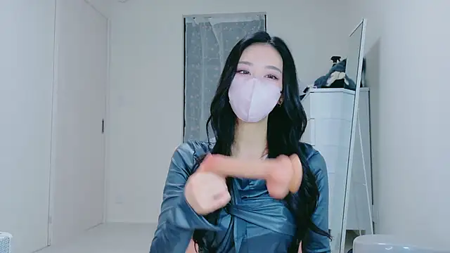 Snapshot of ramuchan_desu chatting on 02.17.26 ramuchan desu online show from 02.17.26