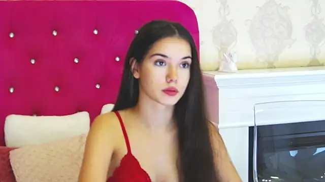 Snapshot of AlexisDevine chatting on 10.09.25 AlexisDevine online show from 10.09.25