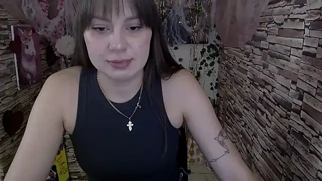 Amanda Bright  online show from 10.28.25