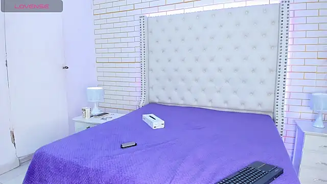 Elody rousse online show from 01.09.26