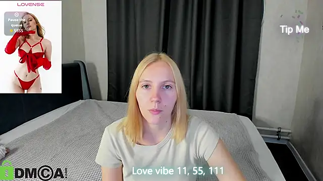 Anna Chelsea online show from 09.18.25