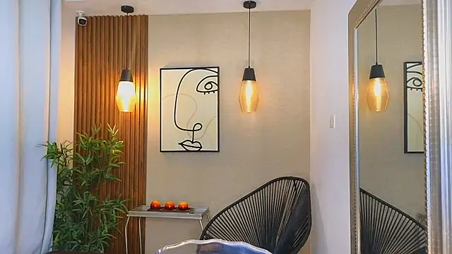 Lia Mar  online show from 11.04.25