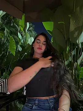 BellaLeclair online show from 03.13.26