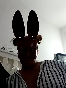 LightskinBumpa online show from 10.04.25
