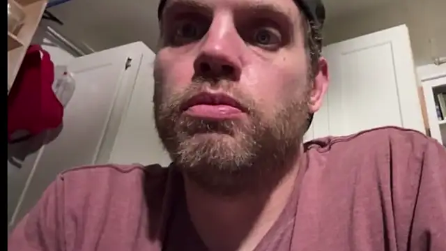 Snapshot of MasterDaddyCool chatting on 10.29.25 MasterDaddyCool online show from 10.29.25