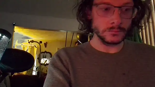 Snapshot of MasterDaddyCool chatting on 11.09.25 MasterDaddyCool online show from 11.09.25