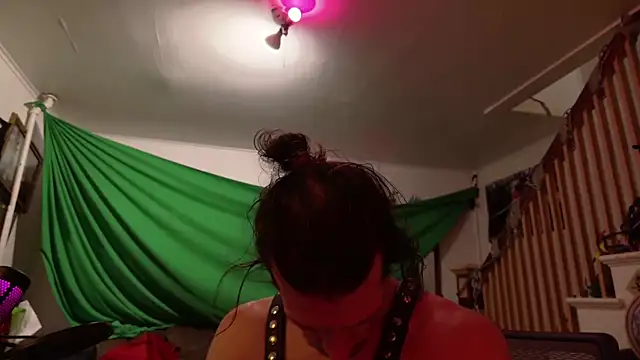 MasterDaddyCool online show from 12.14.25