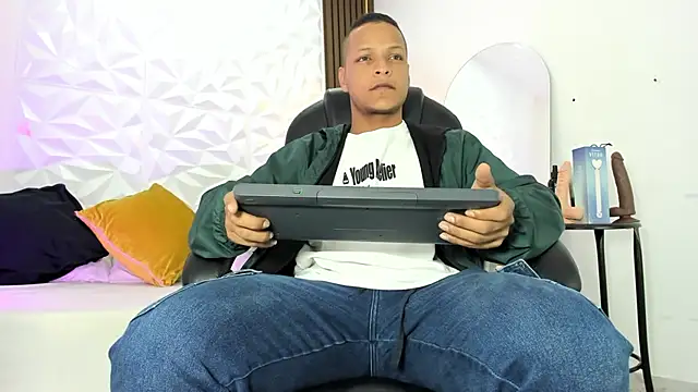 Snapshot of Ricky_Owens1 chatting on 09.27.25 Ricky Owens1 online show from 09.27.25