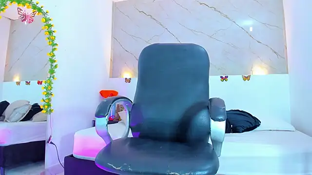 Snapshot of Ricky_Owens1 chatting on 10.17.25 Ricky Owens1 online show from 10.17.25