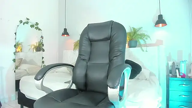 Snapshot of Ricky_Owens1 chatting on 11.05.25 Ricky Owens1 online show from 11.05.25