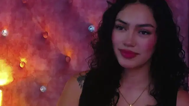 Snapshot of MaddisonBelucci chatting on 09.12.25 MaddisonBelucci online show from 09.12.25