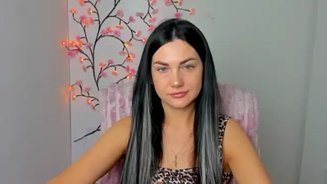 Lune Moon online show from 04.08.26