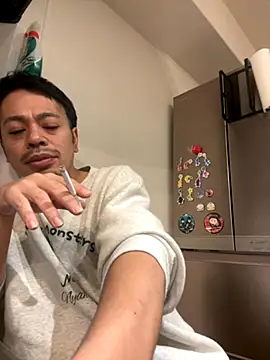Snapshot of muut1215 chatting on 11.18.25 muut1215 online show from 11.18.25
