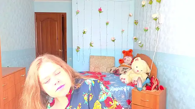 Snapshot of Audrey_Aura chatting on 09.23.25 Audrey Aura online show from 09.23.25