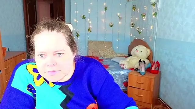 Snapshot of Audrey_Aura chatting on 10.11.25 Audrey Aura online show from 10.11.25