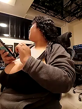 KITY HILL online show from 03.05.26