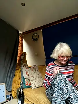 ladyboatlady online show from 11.23.25