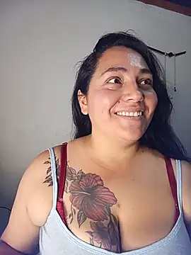 Snapshot of jazmin_blowjob chatting on 05.15.26 jazmin blowjob online show from 05.15.26